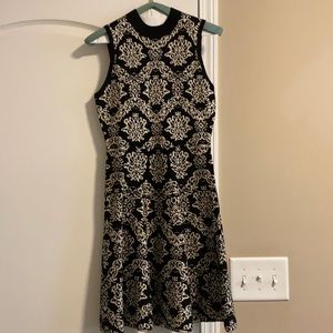 Black and white sleeveless sweater dress, barely worn